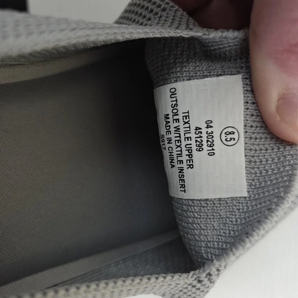 Tommy Bahama Women 8.5 Gray Slip On Shoe Boat Comfort‎